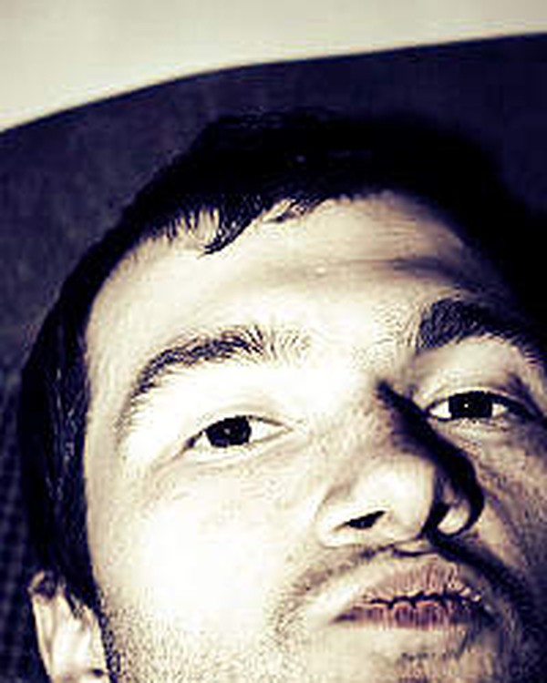 Couchsurfing profile picture for @submit