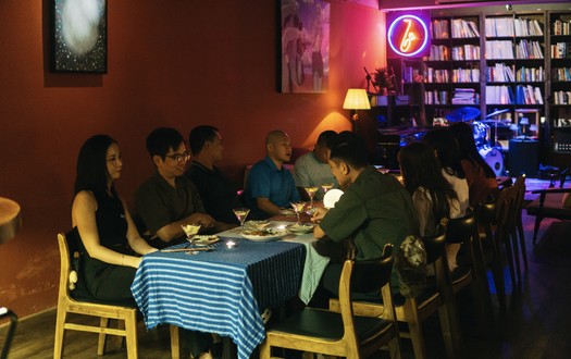 Hangout image