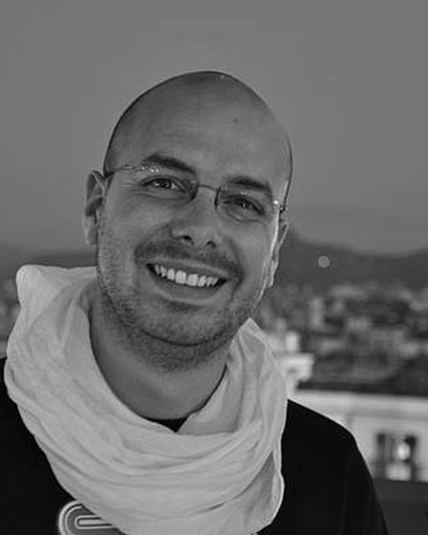 Couchsurfing profile picture for @fours