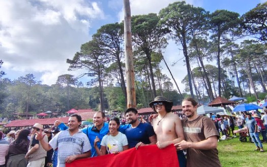 Hangout image