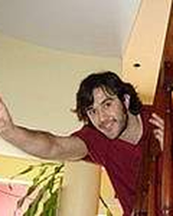 Couchsurfing profile picture for @faq