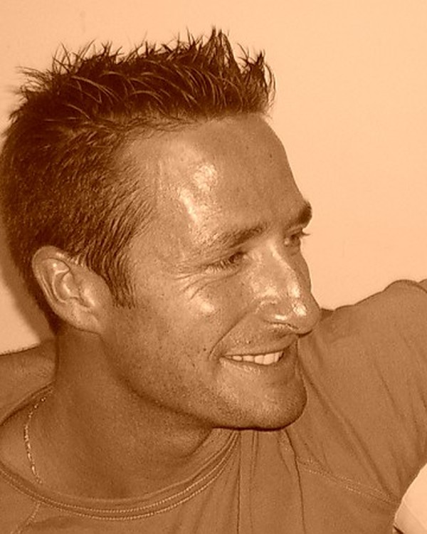 Couchsurfing profile picture for @willito