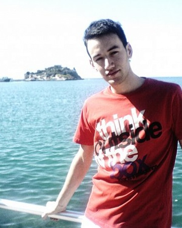 Couchsurfing profile picture for @spectacle