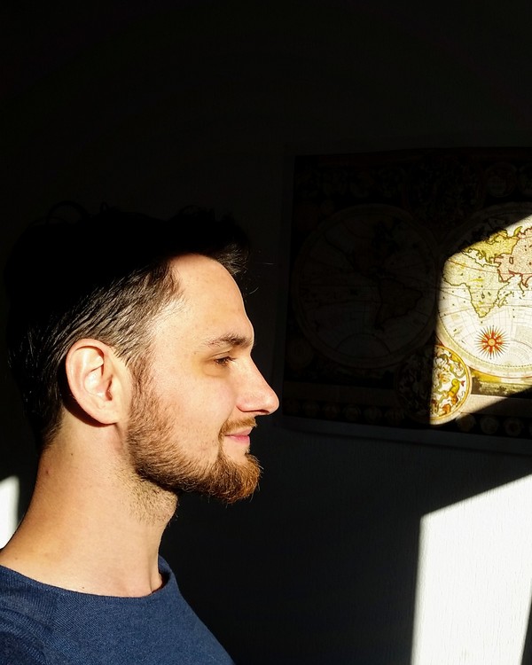 Couchsurfing profile picture for @untitled