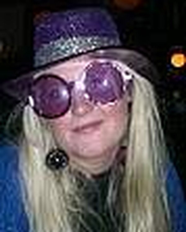 Couchsurfing profile picture for @male
