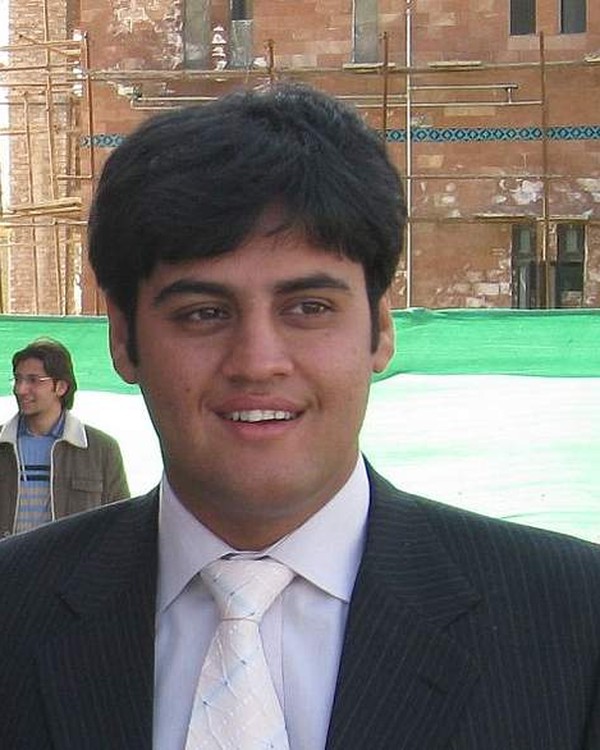 Couchsurfing profile picture for @yameen