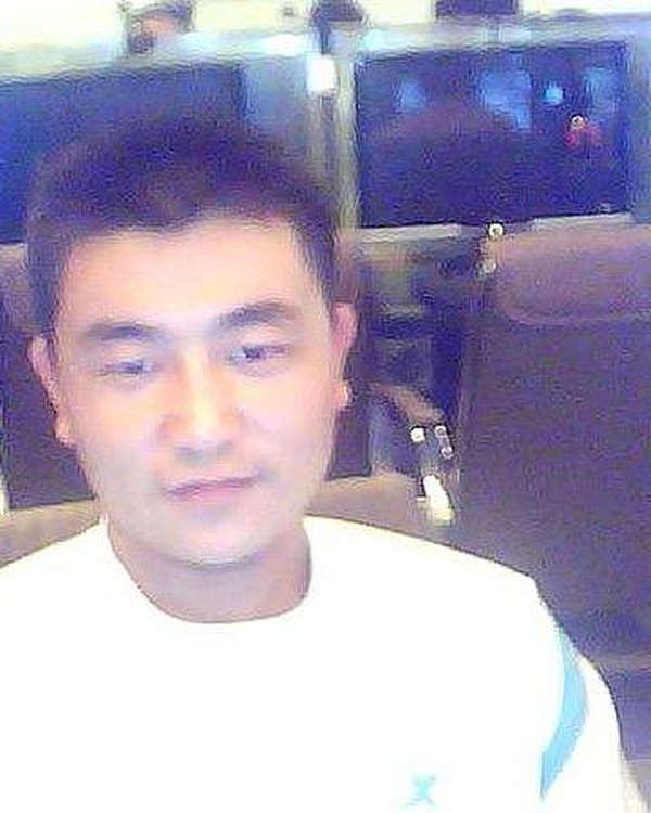 Couchsurfing profile picture for @round