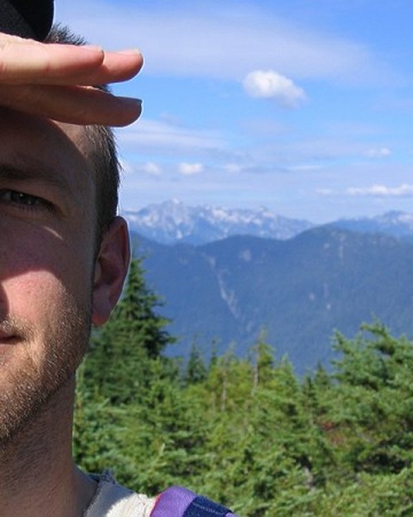 Couchsurfing profile picture for @begin
