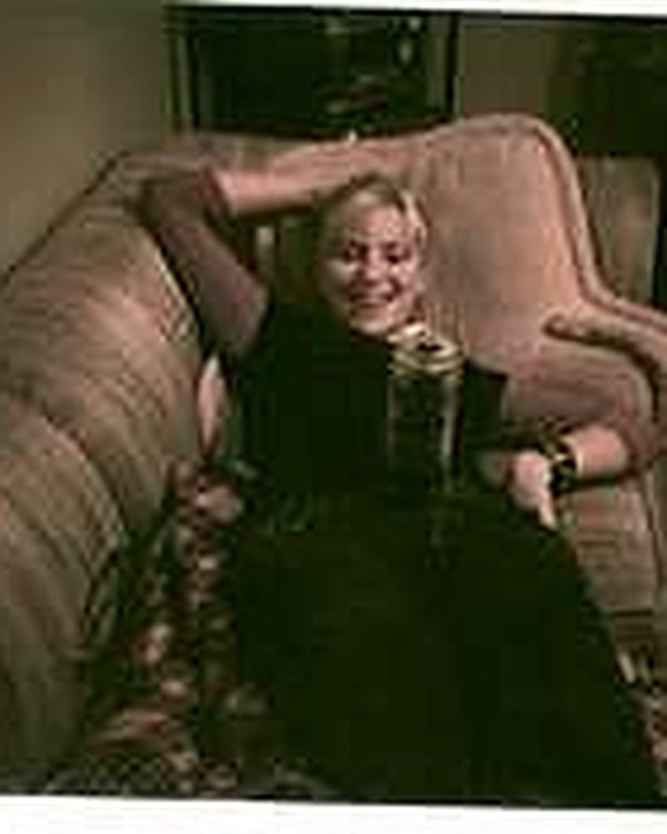 Couchsurfing profile picture for @sierra